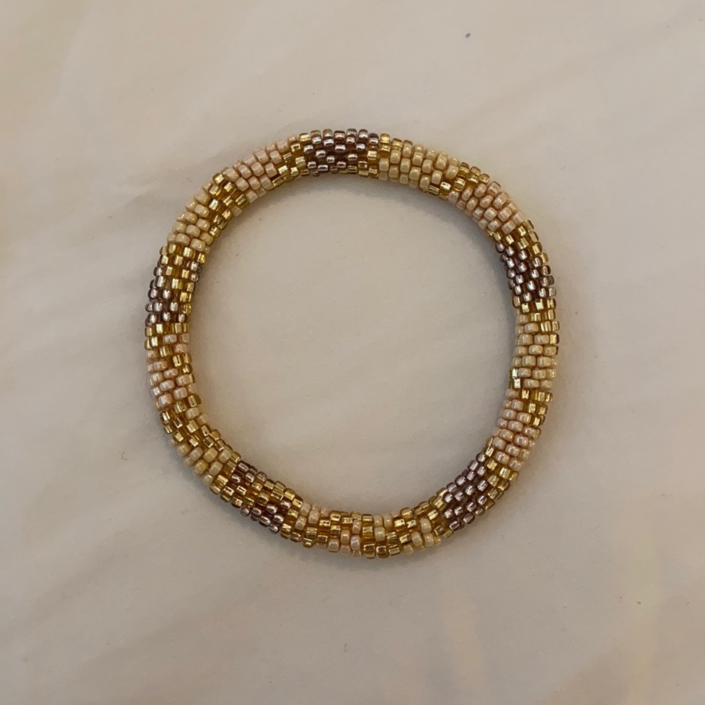 Beaded Bracelet 🥥